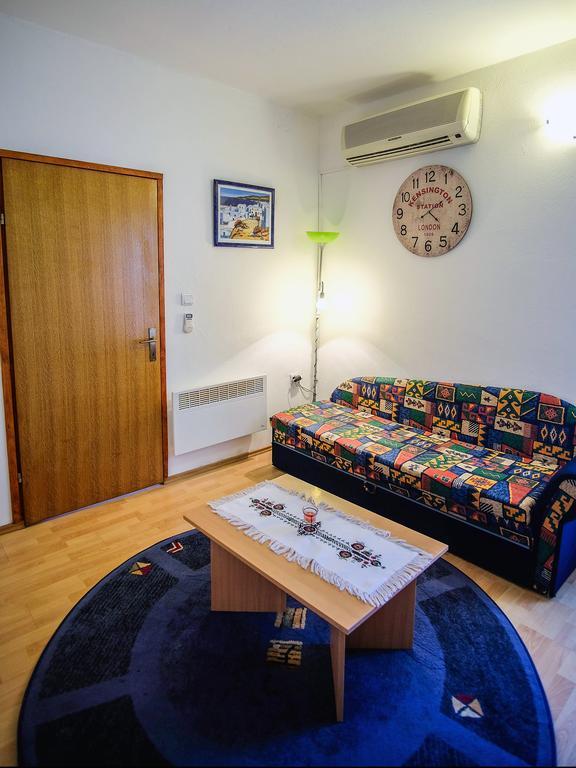 Studio Apartments Shanti Zadar Oda fotoğraf